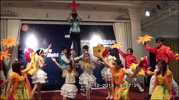 Lời Sự Sống Vui Gi&aacute;ng Sinh 2013 v&agrave; Ch&agrave;o Năm Mới 2014