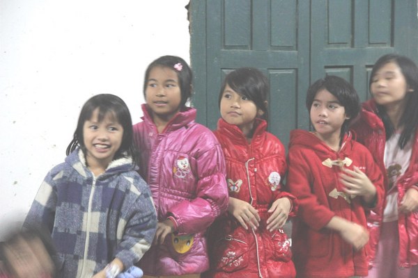 GI&Aacute;NG SINH CHO TRẺ EM MỒ C&Ocirc;I TẠI QUẢNG NAM.