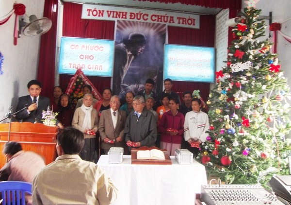 NIỀM VUI CH&Uacute;A GI&Aacute;NG SINH TẠI CHI HỘI PHƯỚC B&Igrave;NH MIỀN N&Uacute;I QUẢNG NAM