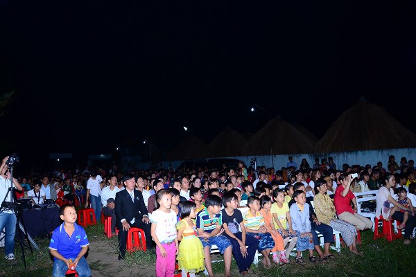 TRUYỀN GIẢNG GI&Aacute;NG SINH TẠI HỘI TH&Aacute;NH TH&Agrave;NH TRUNG &ndash; VĨNH LONG