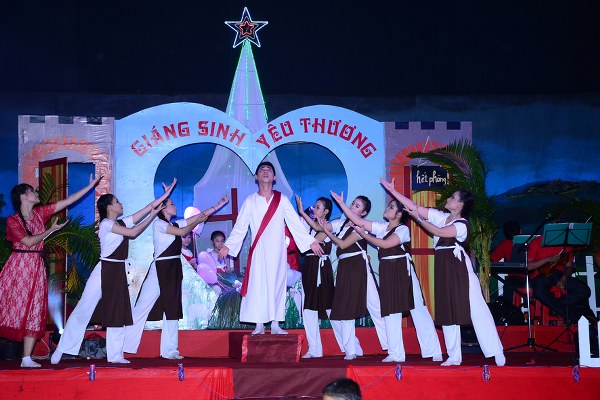 TRUYỀN GIẢNG GI&Aacute;NG SINH TẠI HỘI TH&Aacute;NH TH&Agrave;NH TRUNG &ndash; VĨNH LONG