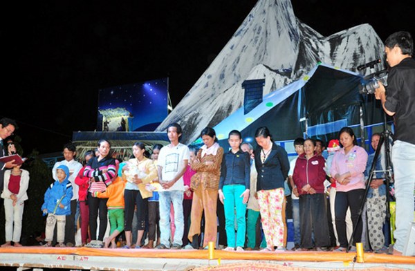 HỘI TH&Aacute;NH T&Acirc;N NGHĨA &ndash; B&Igrave;NH THUẬN: 44 NGƯỜI TIN CH&Uacute;A