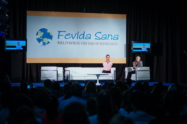 nick vujicic, argentina, world outreach tour, 2013