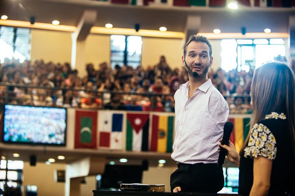 Nick vujicic world tour outreach brazil 2013