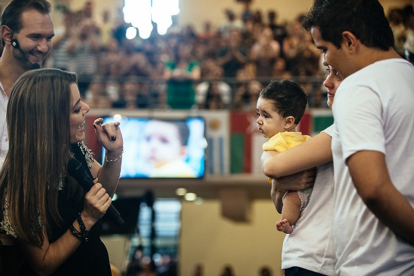 Nick vujicic world tour outreach brazil 2013
