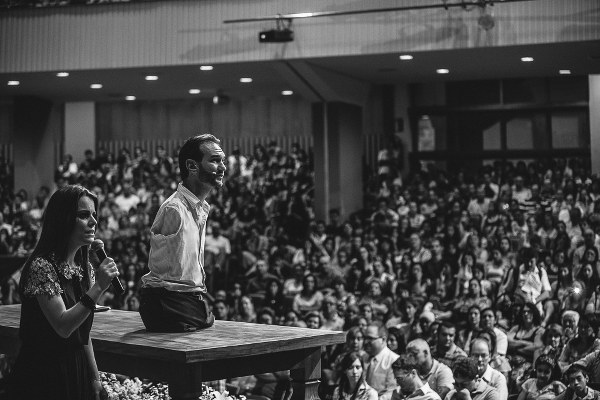 Nick vujicic world tour outreach brazil 2013