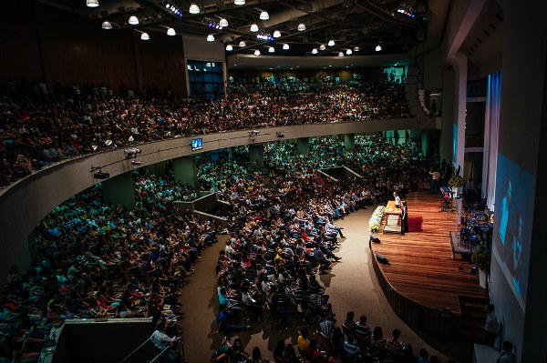 Nick vujicic world tour outreach brazil 2013