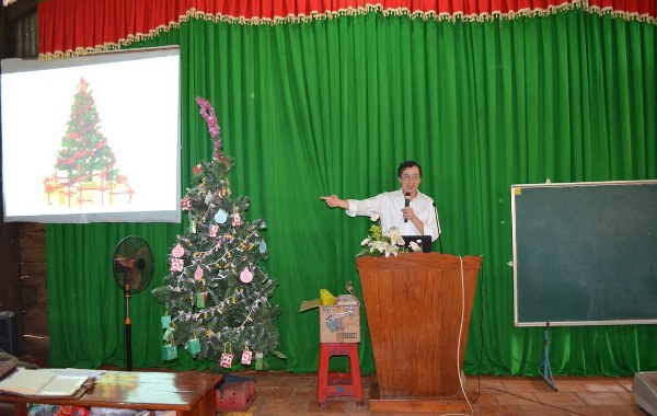 HUẤN LUYỆN GIÁO VIÊN THIẾU NHI KHU VỤC BÙ ĐĂNG 2013