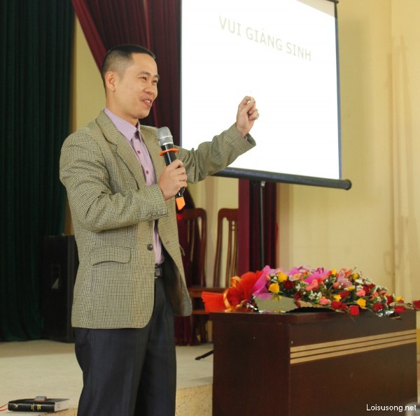 Gi&aacute;ng Sinh Sớm Đến Với Những Trẻ Em Khuyết Tật