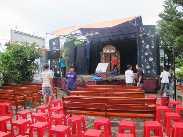 TRUYỀN GIẢNG GI&Aacute;NG SINH 2013 TẠI HỘI TH&Aacute;NH MỘC H&Oacute;A &ndash; LONG AN.