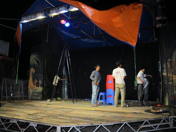 TRUYỀN GIẢNG GI&Aacute;NG SINH 2013 TẠI HỘI TH&Aacute;NH MỘC H&Oacute;A &ndash; LONG AN.