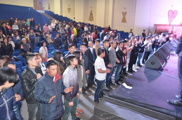 Chung Vui Gi&aacute;ng Sinh C&ugrave;ng Hội Th&aacute;nh Lời Sự Sống Việt Nam Tại Moscow, Malaysia, Australia, H&agrave;n Quốc