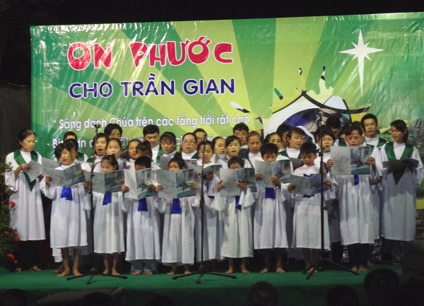 TRUYỀN GIẢNG MỪNG CH&Uacute;A GI&Aacute;NG SINH TẠI ĐIỂM NH&Oacute;M VĨNH KIM - MỸ THO.