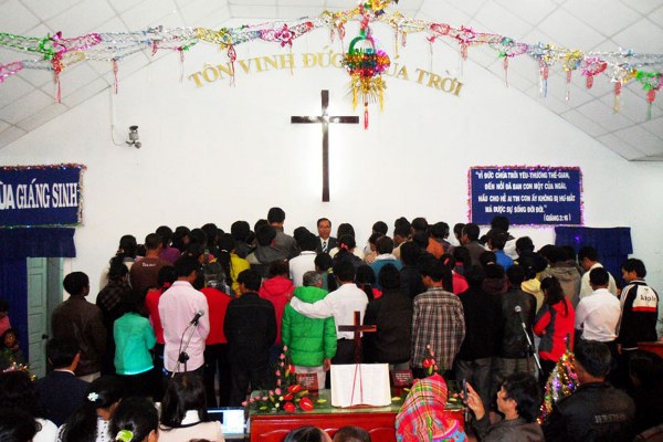 Đ&Ecirc;M TH&Aacute;NH NHẠC MỪNG CH&Uacute;A GI&Aacute;NG SINH TẠI CHI HỘI T&Agrave; NUNG &ndash; L&Acirc;M ĐỒNG