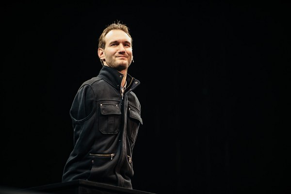 nick vujicic, uruguay, worldoutreach tour,