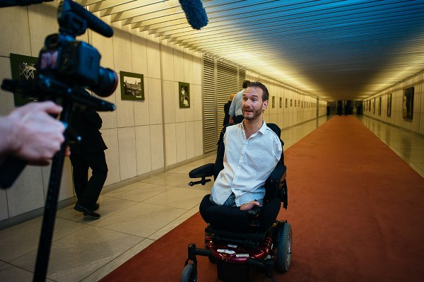 nick vujicic, uruguay, worldoutreach tour,