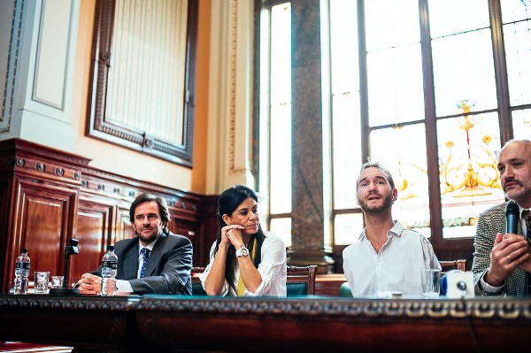 nick vujicic, uruguay, worldoutreach tour,