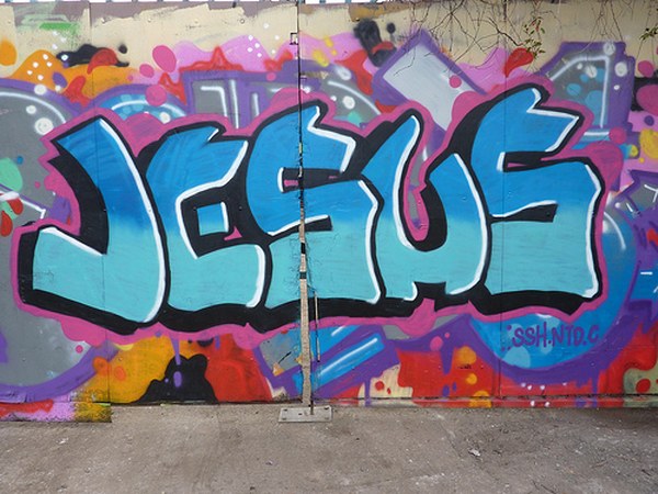 chia sẻ ph&uacute;c &acirc;m qua nghệ thuật graffiti