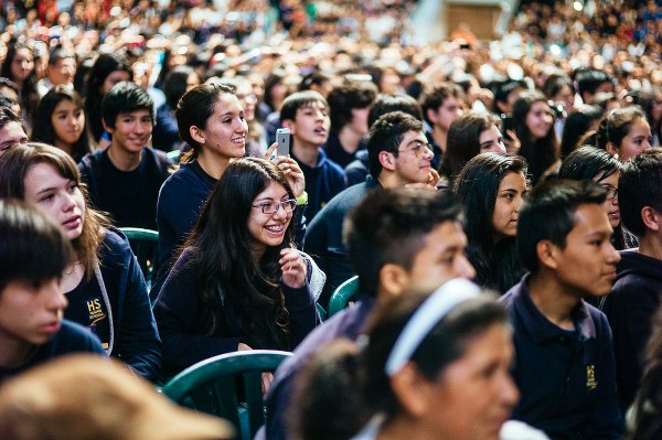 h&agrave;nh tr&igrave;nh nam mỹ, World Outreach Tour, nick vujicic, bolivia