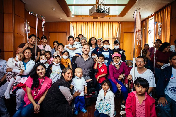 h&agrave;nh tr&igrave;nh nam mỹ, World Outreach Tour, nick vujicic, bolivia