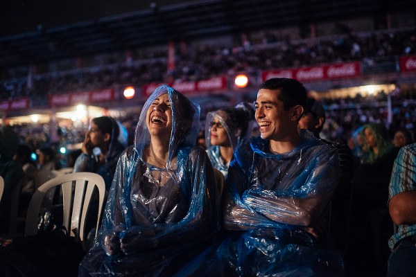 h&agrave;nh tr&igrave;nh nam mỹ, World Outreach Tour, nick vujicic, bolivia