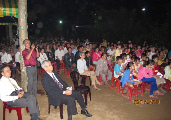 TRUYỀN GIẢNG GI&Aacute;NG SINH 2013 TẠI ĐIỂM NH&Oacute;M T&Acirc;N L&Yacute; Đ&Ocirc;NG &ndash; TIỀN GIANG