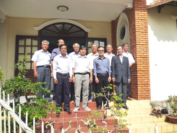 TỔNG KẾT CHƯƠNG TR&Igrave;NH HỖ TRỢ HỌC BỔNG HỌC SINH, SINH VI&Ecirc;N NGH&Egrave;O - HỌC GIỎI NĂM 2013