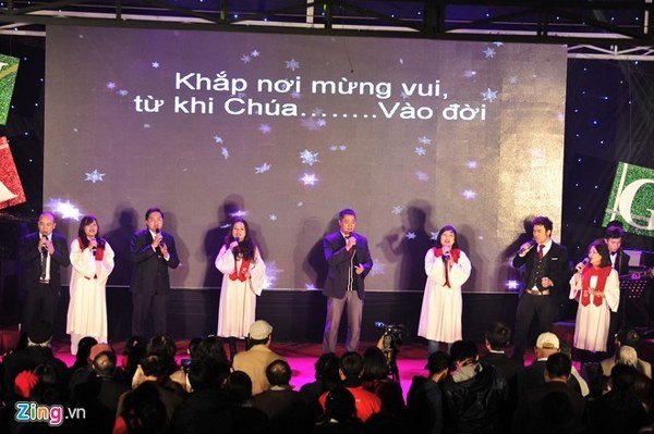Gi&aacute;ng Sinh Phước Hạnh Tại Hội Th&aacute;nh Tinh L&agrave;nh H&agrave; Nội