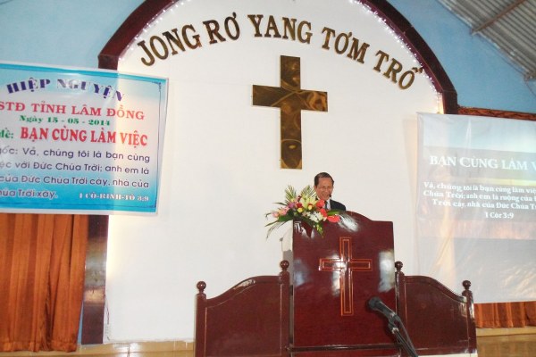 HIỆP NGUYỆN MỤC SƯ - TRUYỀN ĐẠO TỈNH L&Acirc;M ĐỒNG TH&Aacute;NG 5/2014