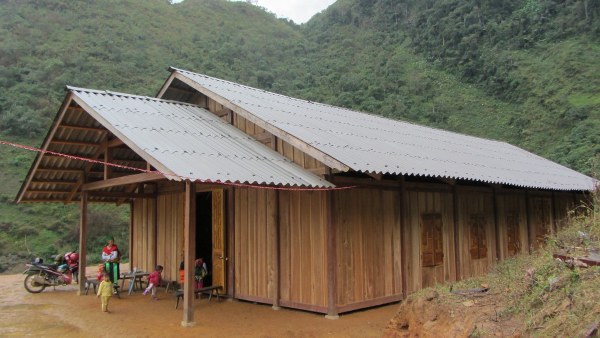 kh&ocirc;ng khí đón giáng sinh của các tín hữu H&rsquo;m&ocirc;ng tại tỉnh Bắc Kạn