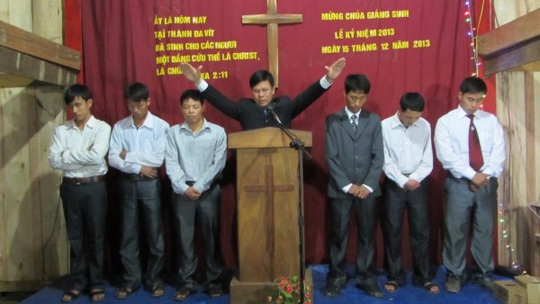 kh&ocirc;ng khí đón giáng sinh của các tín hữu H&rsquo;m&ocirc;ng tại tỉnh Bắc Kạn