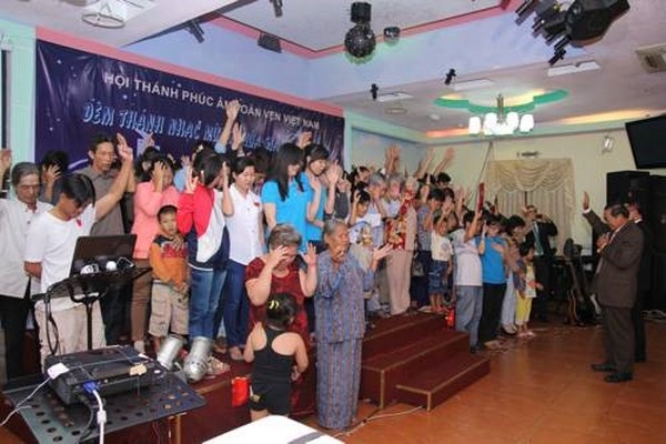 chương trình truyền giảng Thánh Nhạc Mừng Chúa Giáng sinh Hội Thánh Phúc Âm Toàn vẹn Việt Nam