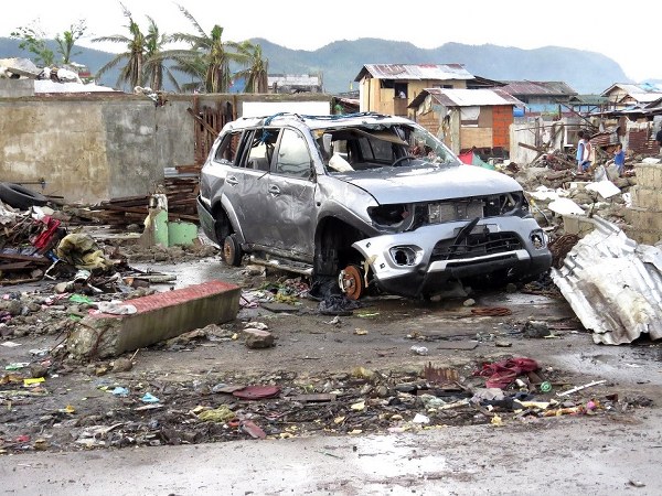 V&agrave;i Ghi Nhận Sau Chuyến Thăm Người D&acirc;n Ở Tacloban &ndash; Philippines Sau B&atilde;o Hải Yến 8/11/2013