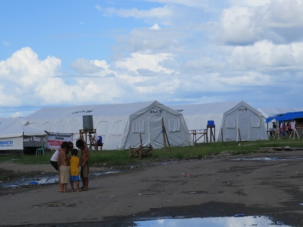 V&agrave;i Ghi Nhận Sau Chuyến Thăm Người D&acirc;n Ở Tacloban &ndash; Philippines Sau B&atilde;o Hải Yến 8/11/2013