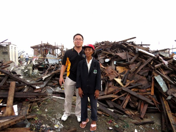 V&agrave;i Ghi Nhận Sau Chuyến Thăm Người D&acirc;n Ở Tacloban &ndash; Philippines Sau B&atilde;o Hải Yến 8/11/2013