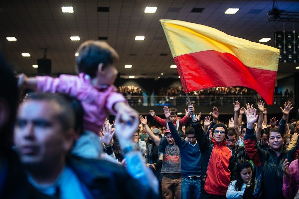 nam mỹ,bolivia,nick vujicic,world outreach tour,h&agrave;nh tr&igrave;nh, colombia