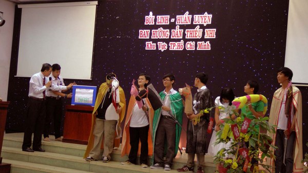 BỒI LINH - HUẤN LUYỆN BAN HƯỚNG DẪN THIẾU NHI CỦA TỔNG LI&Ecirc;N HỘI