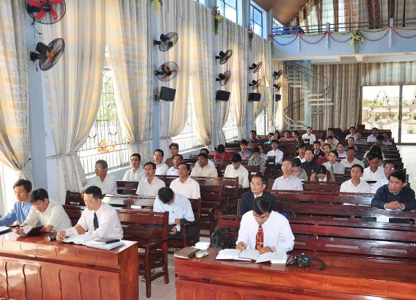 BAN TRUYỀN GI&Aacute;O TỈNH B&Igrave;NH THUẬN TỔNG KẾT NĂM 2013