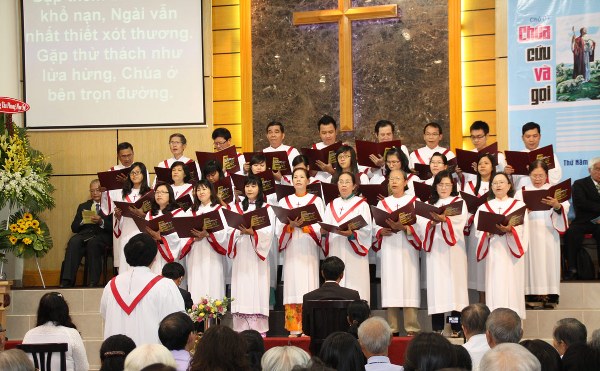 LỄ TẤN PHONG MỤC SƯ TẠI CHI HỘI H&Ograve;A HƯNG - TP HCM