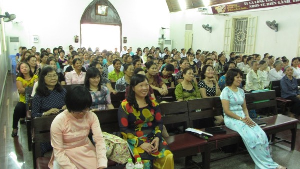 Bồi Linh Cho Phụ Nữ Tại HTTL Bắc Sơn V&agrave; HTTL Hải Ph&ograve;ng