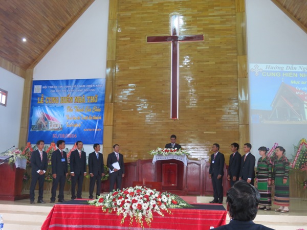LỄ CUNG HIẾN NH&Agrave; THỜ TIN L&Agrave;NH D&Acirc;NG NGLUNG &ndash; ĐĂK N&Ocirc;NG