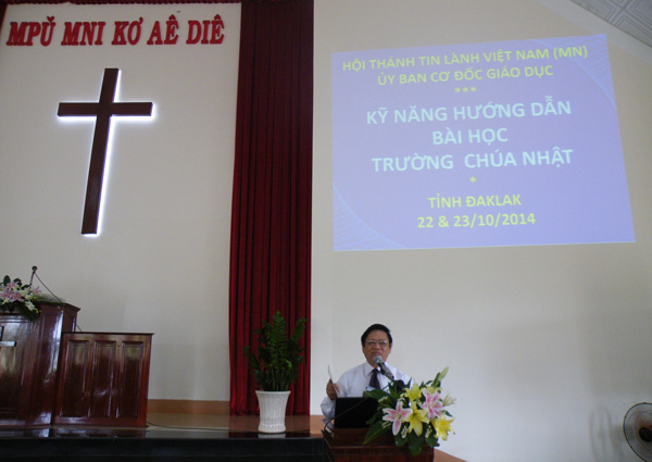 HUẤN LUYỆN GIÁO VIÊN TRƯỜNG CHÚA NHẬT TẠI TỈNH ĐĂK LĂK