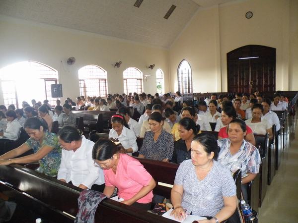BỒI LINH &ndash; HUẤN LUYỆN CHO C&Aacute;C PHU NH&Acirc;N MỤC SƯ, TRUYỀN ĐẠO TỈNH ĐĂK LĂK