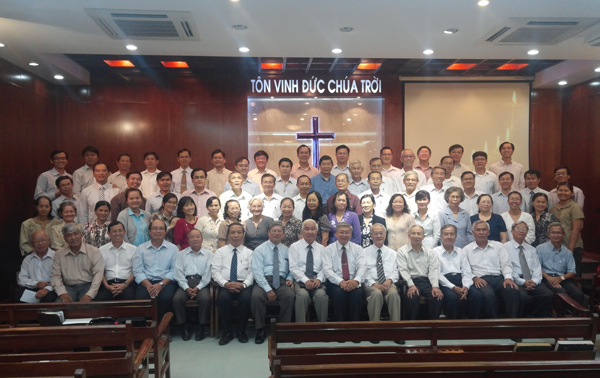 HỘI ĐỒNG GI&Aacute;O PHẨM THĂM VIẾNG QU&Yacute; T&Ocirc;I TỚ CH&Uacute;A TẠI KHU VỰC MIỀN Đ&Ocirc;NG