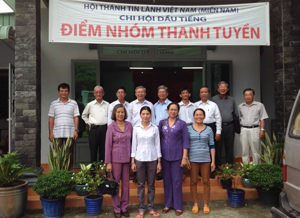 HỘI ĐỒNG GI&Aacute;O PHẨM THĂM VIẾNG QU&Yacute; T&Ocirc;I TỚ CH&Uacute;A TẠI KHU VỰC MIỀN Đ&Ocirc;NG