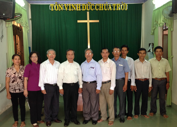 HỘI ĐỒNG GI&Aacute;O PHẨM THĂM VIẾNG QU&Yacute; T&Ocirc;I TỚ CH&Uacute;A TẠI KHU VỰC MIỀN Đ&Ocirc;NG