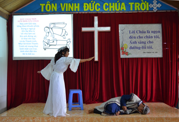 TỈNH ĐĂK N&Ocirc;NG: HUẤN LUYỆN CHƯƠNG TR&Igrave;NH GI&Aacute;NG SINH CHO THIẾU NHI 2014