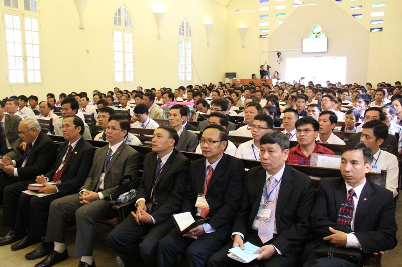 Khai Mạc Hội Đồng Bồi Linh Mục sư- Truyền Đạo Miền Bắc 2014