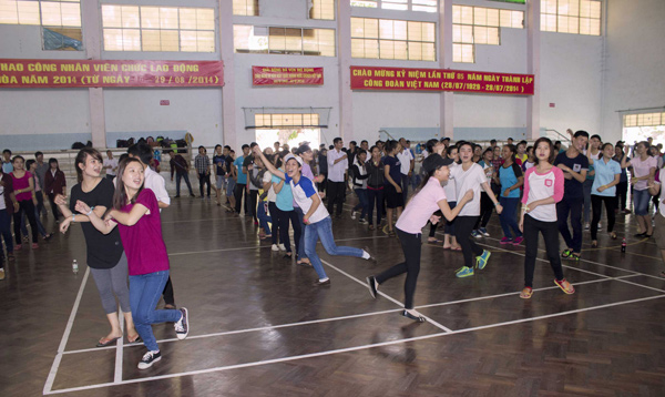 TH&Ocirc;NG C&Ocirc;NG C&Aacute;C BAN THANH NI&Ecirc;N TH&Agrave;NH PHỐ NHA TRANG