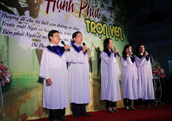 TRUYỀN GIẢNG TẠI HT T&Ocirc; HIẾN TH&Agrave;NH